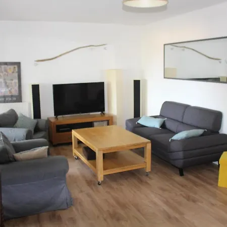 Petite Dans Copropriete Avec Piscine Et Vue Mer. Holiday home *